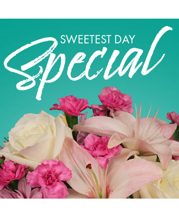 Sweetest Day Special Designer's Choice in Angier, NC | JJ's Flowers